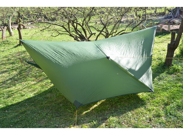 TTTM FULLMOON TARP Regnbeskyttelse Grønn 310x295 cm 