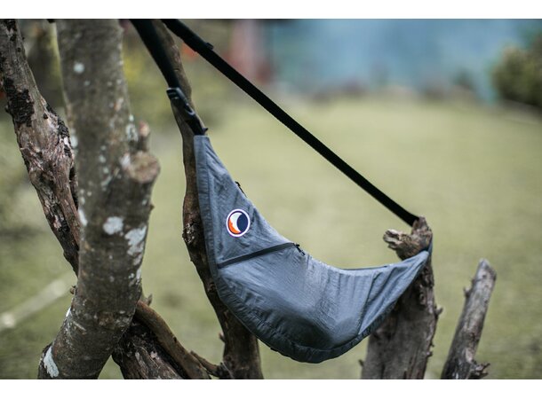 TTTM Sling Bag Basic Skulderveske 