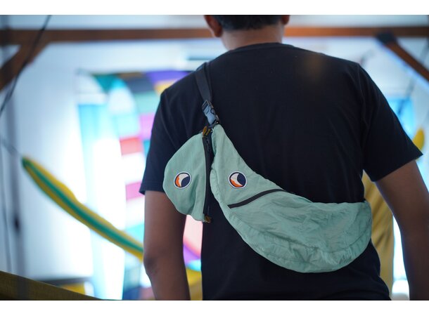 TTTM Sling Bag Basic Skulderveske 