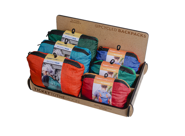 TTTM COUNTER MINI BACKPACK DISPLAY - Utstillingsmateriell 